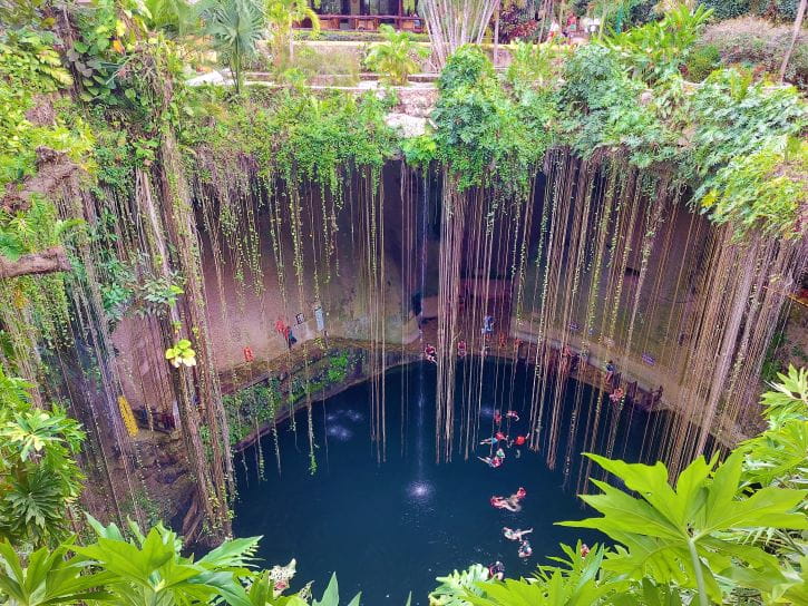 Cenote Ik Kil west of Valladolid