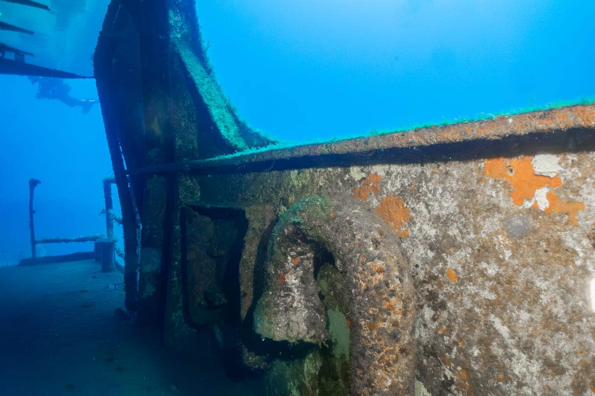 Um El Faroud Wreck Side Passage