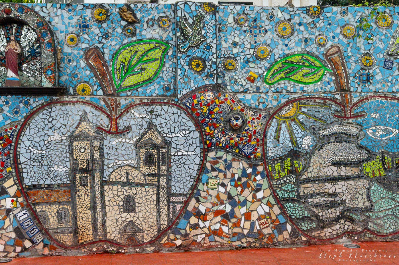 Apple Mosaics Zacatlan